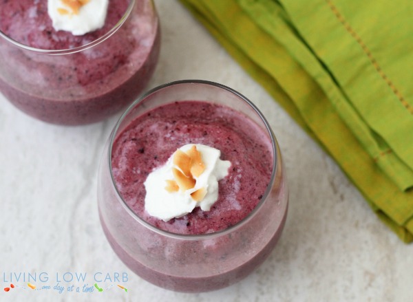 mixed berry low carb keto smoothie